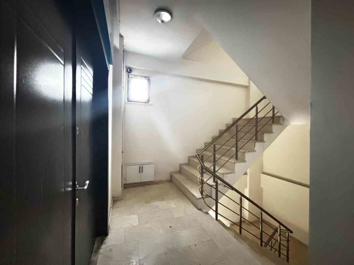 KOMPLE 3 KAT KİRALIK 2 BİN M2 KAPALI YÜK ASANSÖRLÜ