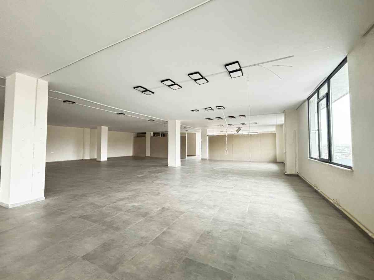 KOMPLE 3 KAT KİRALIK 2 BİN M2 KAPALI YÜK ASANSÖRLÜ