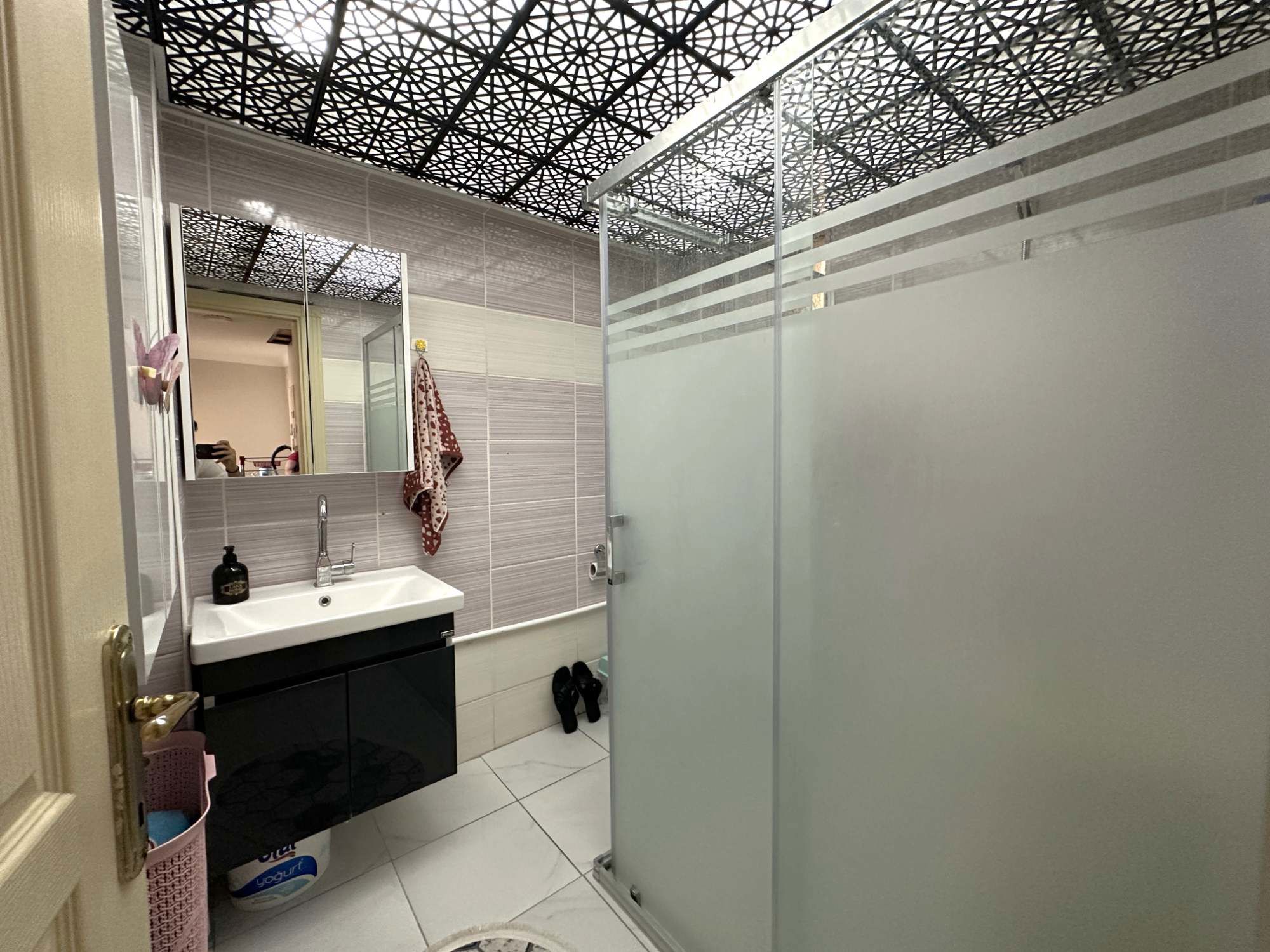 RE/MAX CENTRAL'DAN SELÇLU MAH.'DE 3+1 13 YILLIK LÜX DUBLEKS