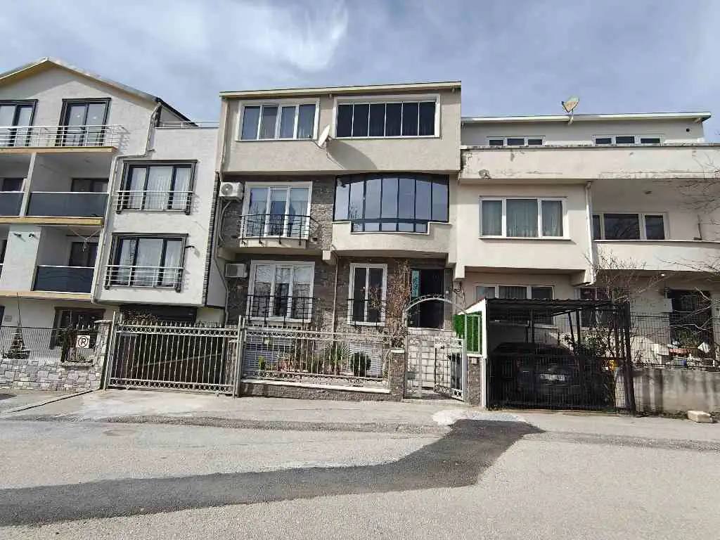 REMAX ADVANTAGE"DEN YUNUSELİ AKYILDIZDA EŞYALI 2+1 DAİRE
