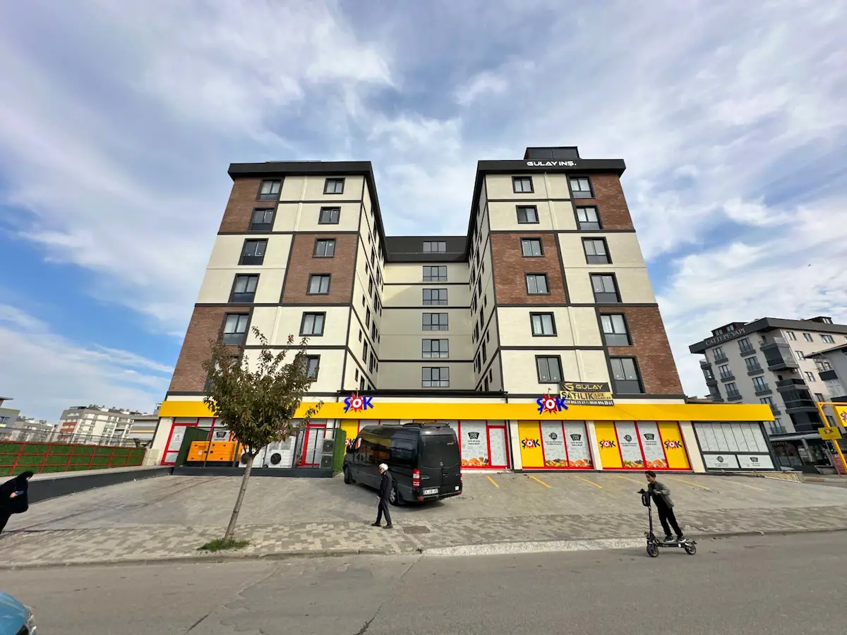 SULTANBEYLİ ADİL SİNPAŞ YANI YENİ BİNA ARA KAT 3+1 SATILIK DAİRE 2