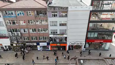 NURGÜL BAYINDIR'DAN MALTEPENİN KALBİNDE 4 KAT İŞYERİ