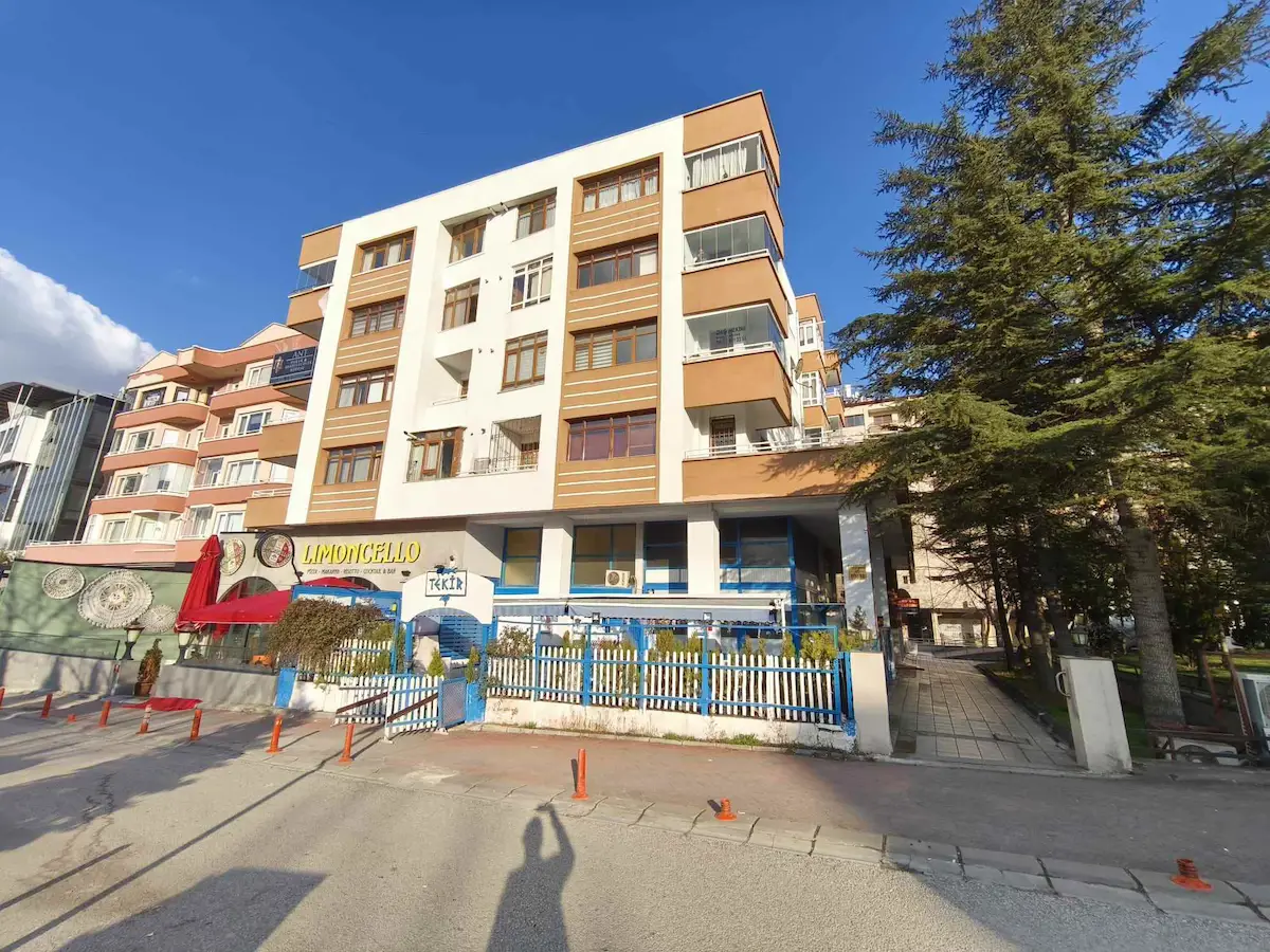 ÇANKAYA YILDIZ'DA MÜKEMMEL LOKASYON, 3+1 ARAKAT, TERASLI DAİRE