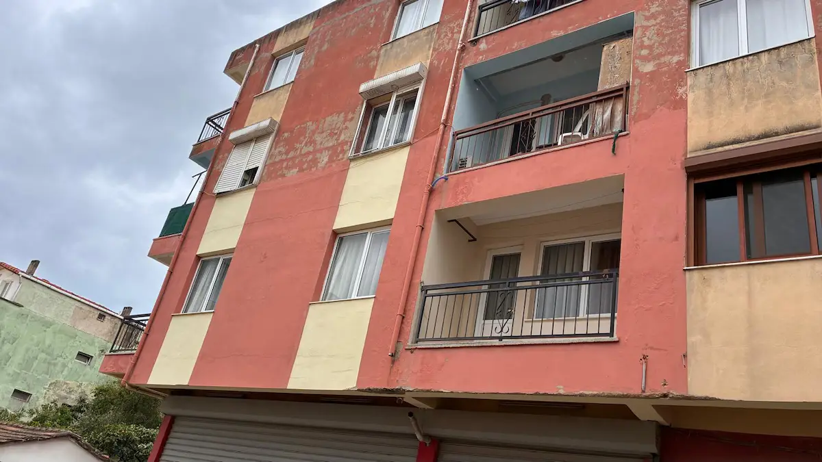 SEFERİHİSAR HIDIRLIKTA SATILIK 2+1 DAİRE