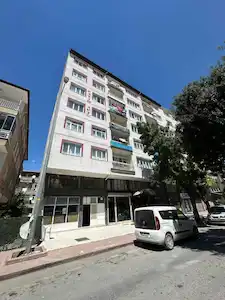 ŞEHIR MERKEZINDE 3+1