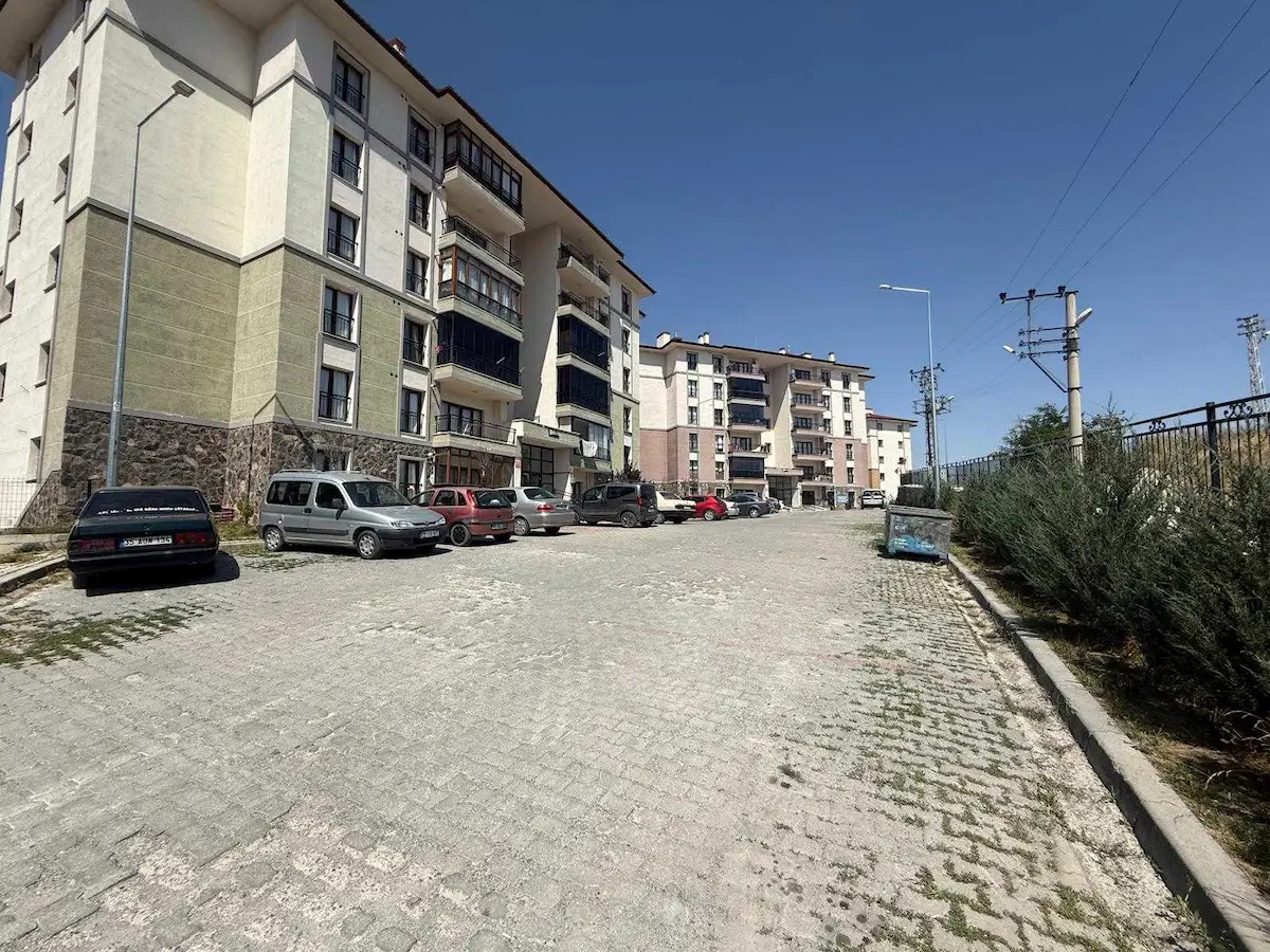 REMAX İLKE'DEN DAĞ MAH. TOKİ'DE 2+1 SATILIK DAİRE