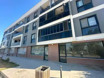194 MENEMEN SEYREK MERKEZDE KİRACILI, 30 M² DEPO NİTELİĞİ