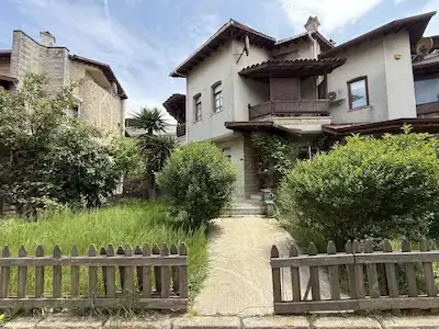 YALOVA ALTINOVA KAYTAZDERE SARALKENT ARSLAN SİTESİ SATILIK VİLLA