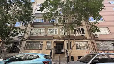 CAFERAĞA DA BAHÇE KULLANIMLI BOŞ SATILIK 1+1 DAİRE