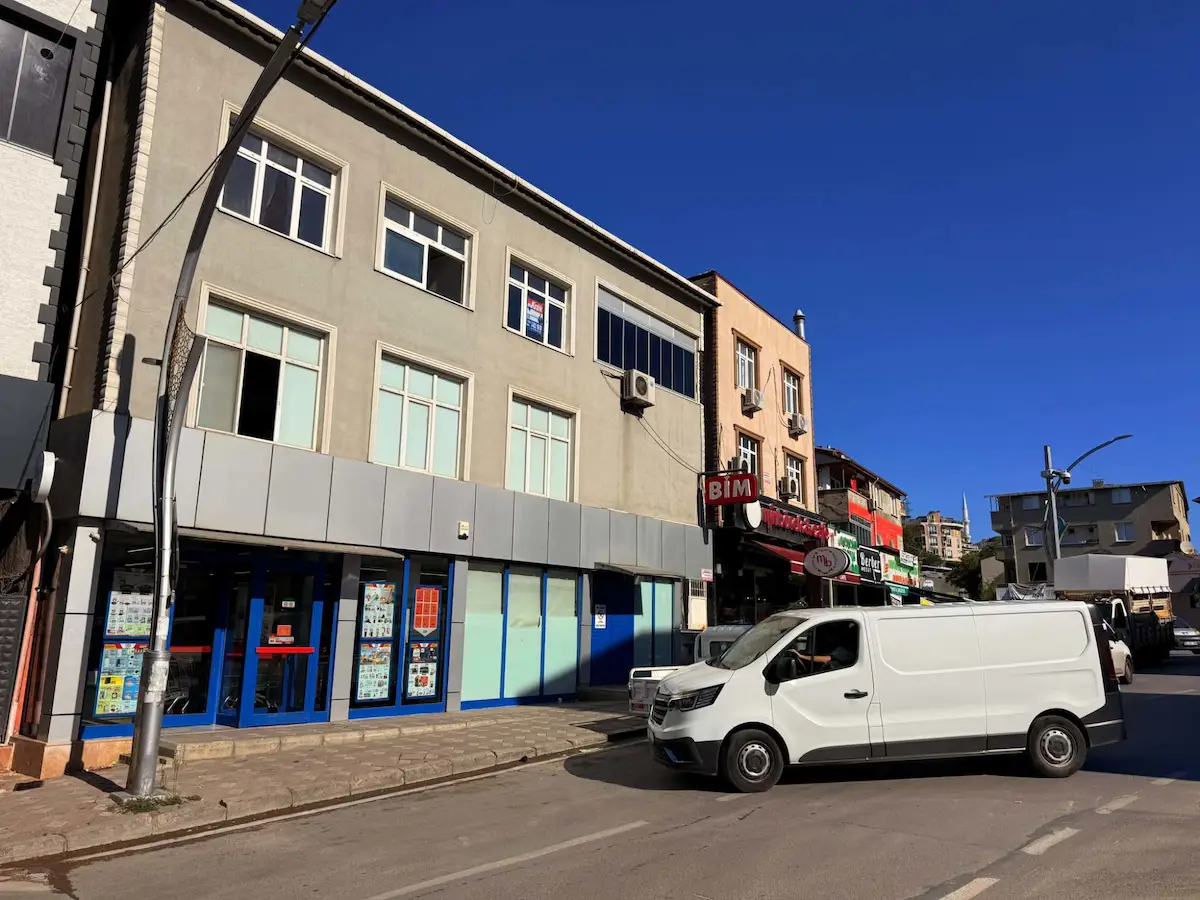 GEBZE YAVUZ SELİM KADİR BAKKAL MEYDANDA KİRALIK 2+1 DAİRE