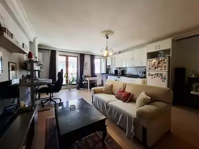 ŞIŞLI HALİDE EDİP ADIVAR MAHALLESİ GENÇ BINADA SATILIK 2+2 DAIRE