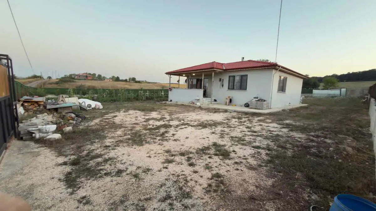 Property image 12