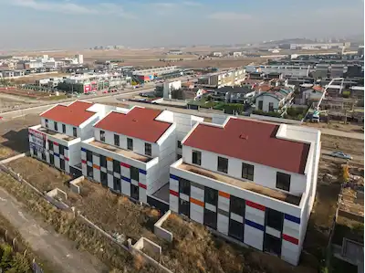 BAĞLICADA SATILIK OKUL