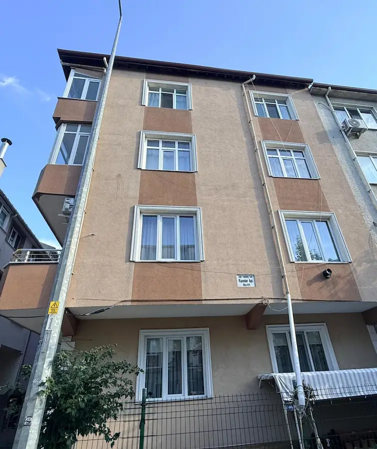 RE/MAX LAVANDADAN TAMAMEN YENİLENMİŞ İSKANLI 2+1 SATILIK DAİRE