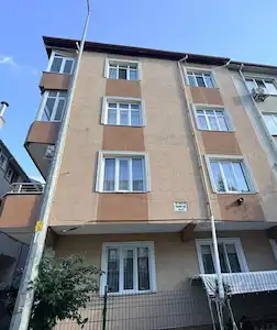 RE/MAX LAVANDADAN TAMAMEN YENİLENMİŞ İSKANLI 2+1 SATILIK DAİRE