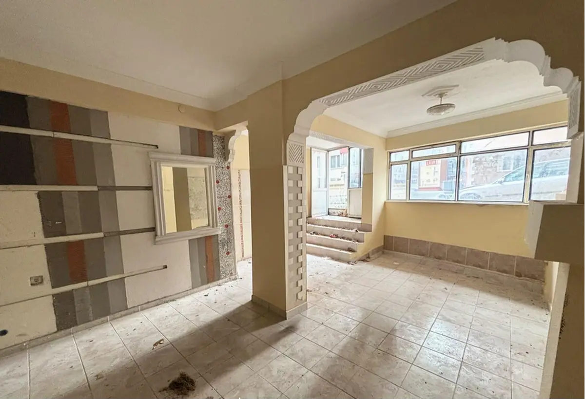 HACI YUSUF’TA YATIRIMLIK! İŞLEK CADDEDE 47 M² SATILIK DÜKKAN
