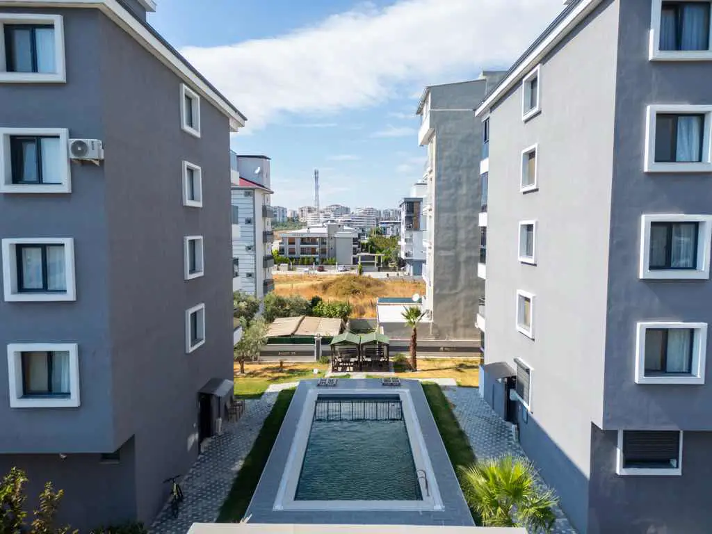 AYRANCILAR İNÖNÜ MAH.PORT35 ‘TE 3+1 HAVUZLU SATILIK DAİRE
