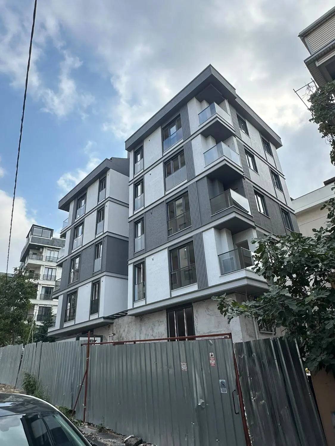 MALTEPE BAĞLARBAŞI’NDA SATILIK DAİRELER 2+1/3+1/DUBLEKS