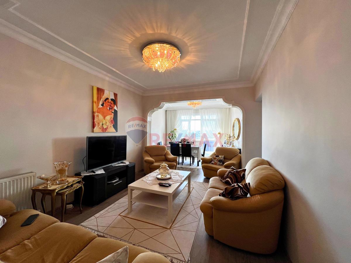 SATILIK | BEYOĞLU HALİÇ MANZARALI TARİHİ DOKULU FERAH 4+1 DAİRE