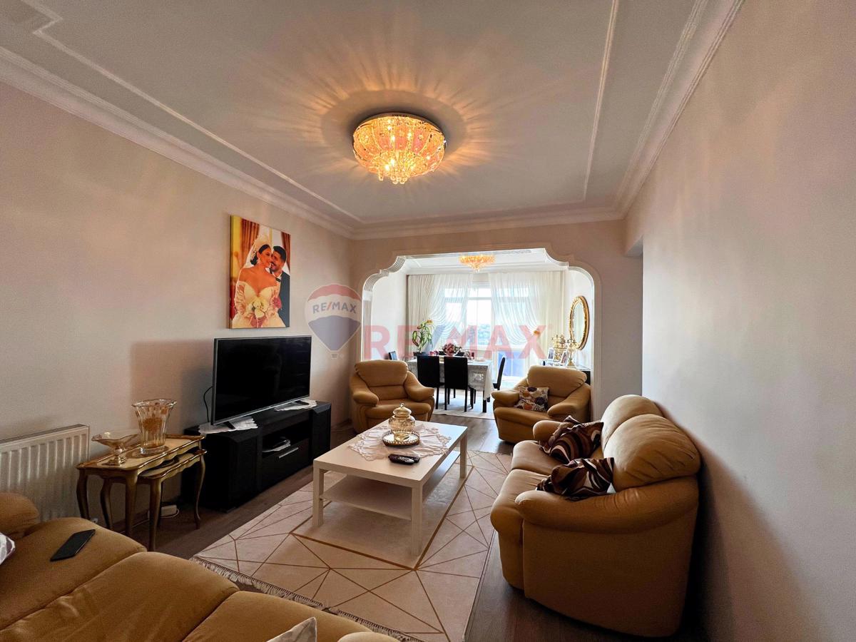 SATILIK | BEYOĞLU HALİÇ MANZARALI TARİHİ DOKULU FERAH 4+1 DAİRE