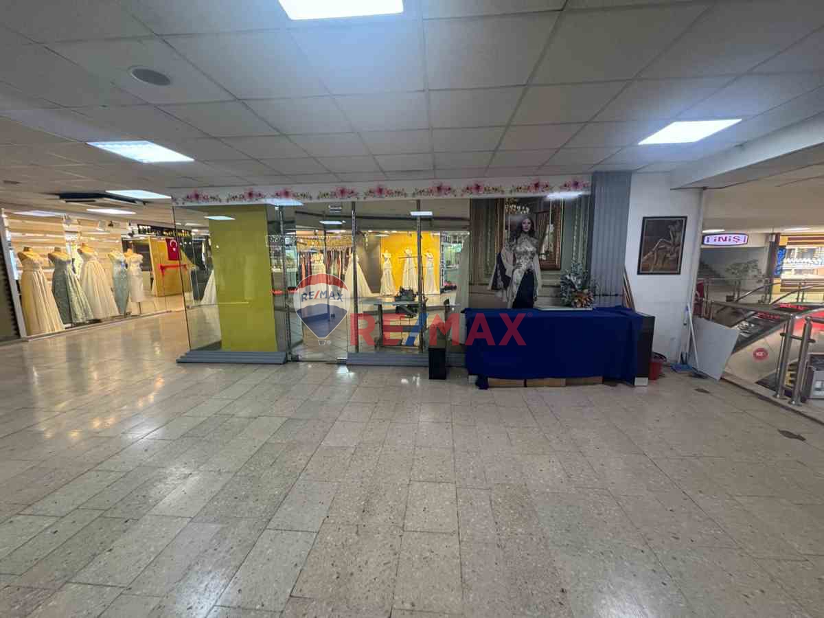 SOYSAL ÇARŞISI ASMA KATTA 18 M2 SATILIK KUPON DÜKKAN