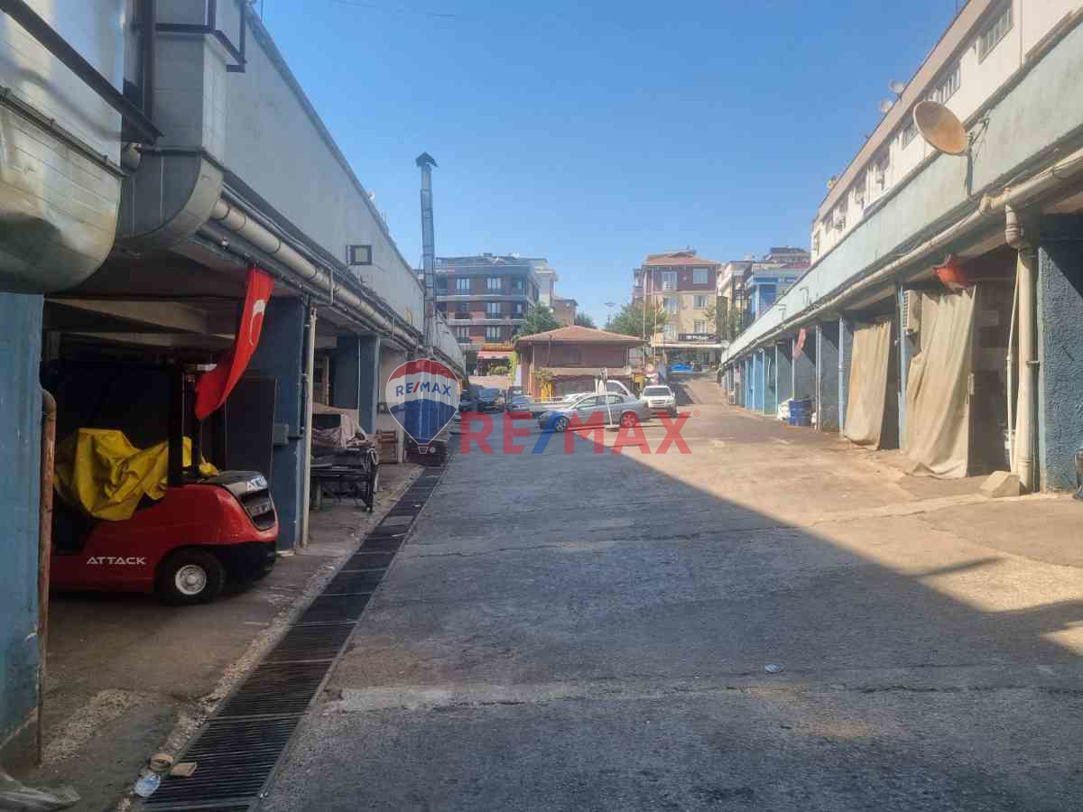 PERPİM SANAYİ SİTESİ ZEMİN KATTA FIRSAT 435 M2 2 ADET DÜKKAN 