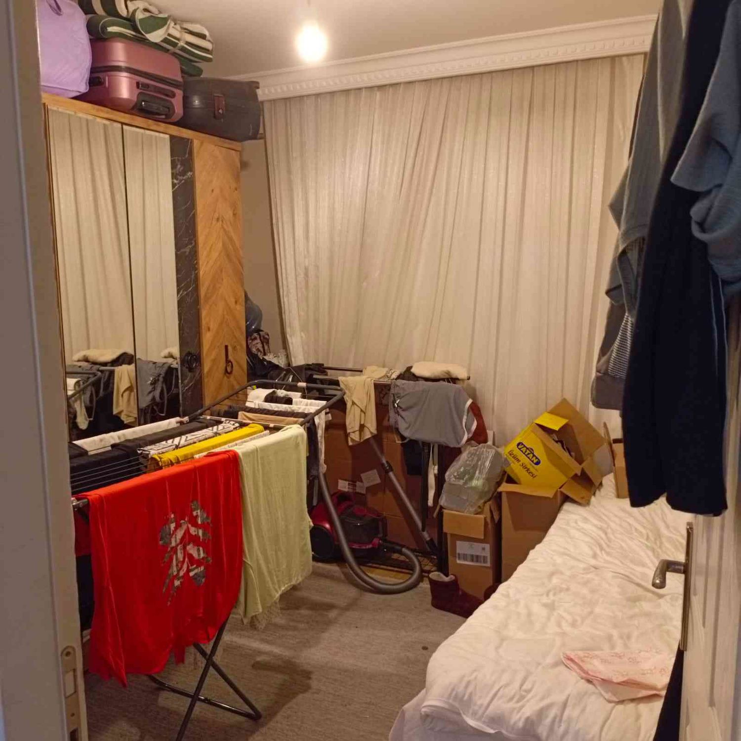 GÜZELYURT MH METROBÜSE YÜRÜME KİRALIK 2+1 DAİRE