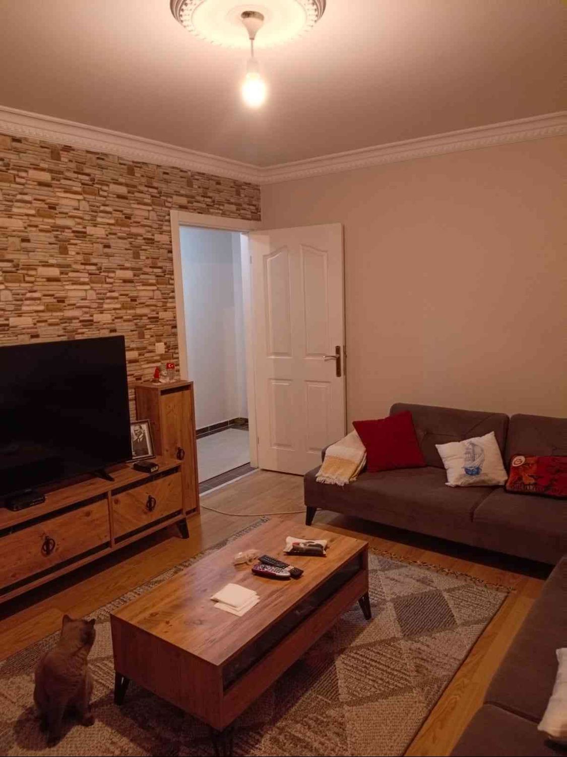 GÜZELYURT MH METROBÜSE YÜRÜME KİRALIK 2+1 DAİRE