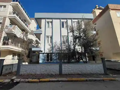 KARŞIYAKA MH. AYRI MUTFAKLI 1+1 SATILIK DAİRE