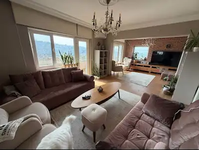 ÜSKÜDAR ÇENGELKÖY'DE EŞSIZ BOĞAZ MANZARALI SATILIK KOMPLE BİNA