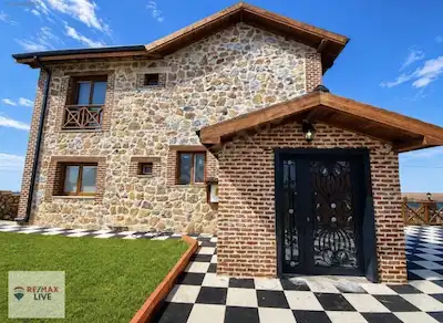 ⚜️KIRKLARELİ MERKEZ'E YAKIN SATILIK TAŞ EV HAVUZLU BAHÇELİ GARAJLI DOĞA İLE İÇ İÇE ⚜️