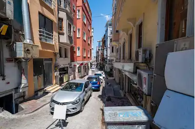 TAKSİM’E 5 DAKİKA | RUHSATI HAZIR | 12 ODALI APART PROJESİ 
