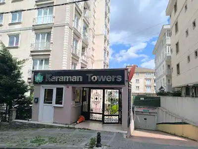 ÜMRANİYE ÇAMLIK’TA KARAMAN TOWERS’TA 2+1 KİRALIK DAİRE 6. KAT, BALKONLU