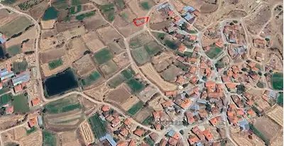 KÖY YERLEŞIK ALANI İÇINDE | KADASTRAL YOLA CEPHELI