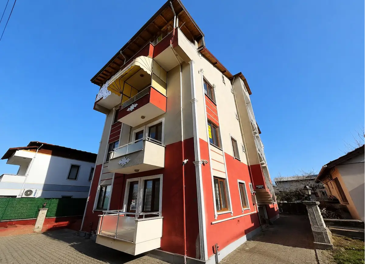 BAŞİSKELE MAHMUTPAŞA’DA 4+1 KİRALIK DAİRE