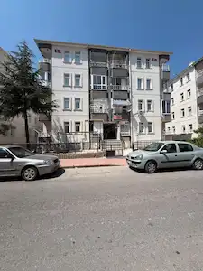BARBAROS MAH.ÖZKIZILIRMAK SİTELERİNDE SATILIK 2+1 DAİRE