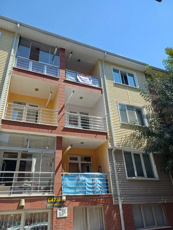 ESKİŞEHİR TEPEBAŞI’NDA 3+1 ÇATI KATI KİRALIK DAİRE | BALKONLU | DOĞALGAZ KOMBİLİ