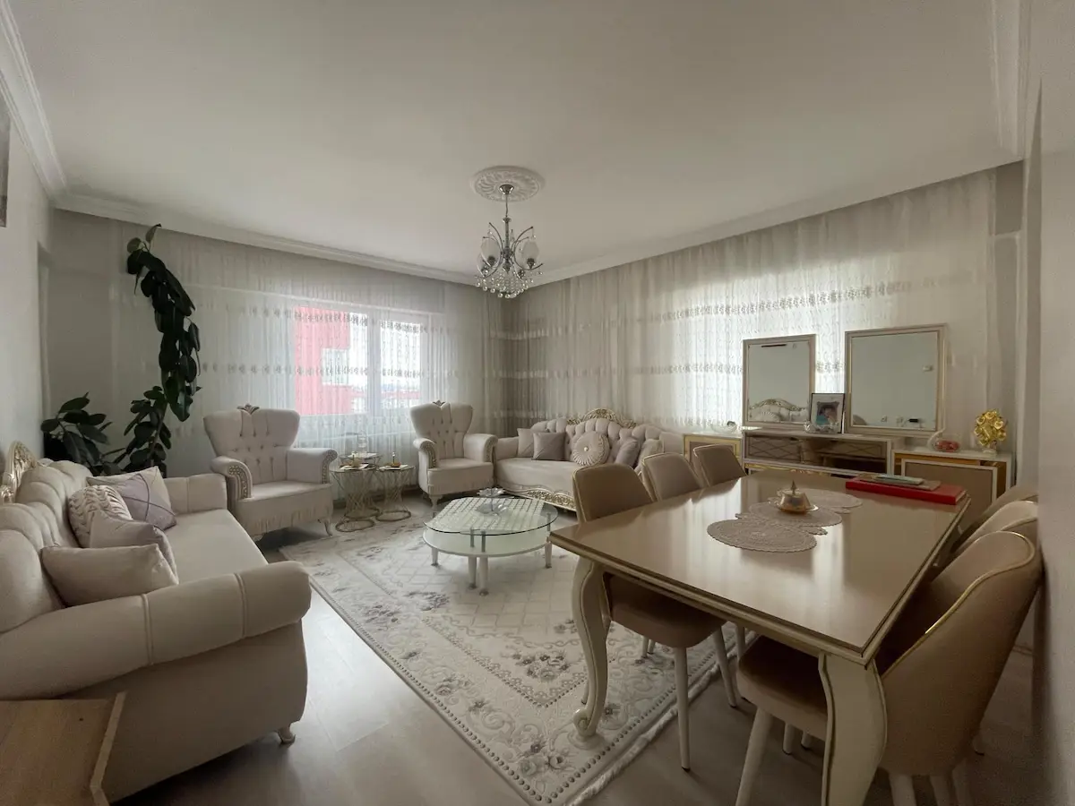 REMAX İLKE'DEN KAYAKYOLU'NDA 3+1 SATILIK DAİRE 