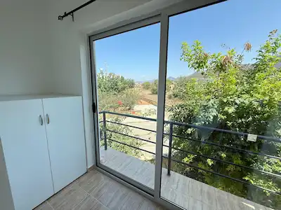 GİRNE ESENTEPE MERKEZ’DE EŞYALI 2+1 | 2 BANYO | BALKONLU | KREDİYE UYGUN