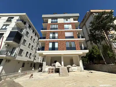 NURGÜL BAYINDIR’DAN GÜLYOLU SOKAKTA 3+2 DUBLEKS DAİRE