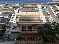 23 KARŞIYAKA ŞEMİKLER'DE SATILIK 3+1 DAİRE