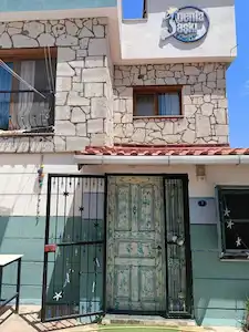 KARABURUN SAİP'TE RUHSATLI İTFAİYE ONAYLI 10 ODALI BUTİK PANSİYON