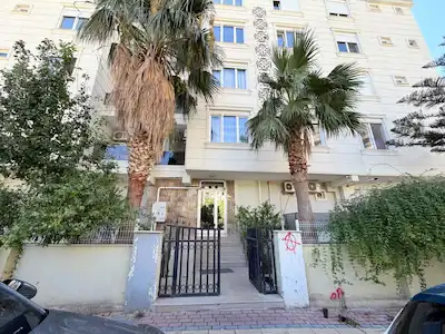 KONYAALTI HURMA'DA EŞYALI VE HAVUZLU KİRALIK 1+1 DAİRE