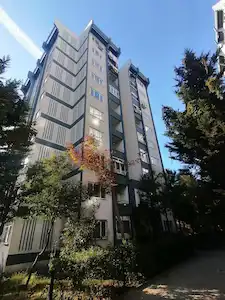YAYALAR METROYA YÜRÜME MESAFESİNDE SİTE İÇERİSİNDE SATILIK 2+1 ARAKAT DAİRE