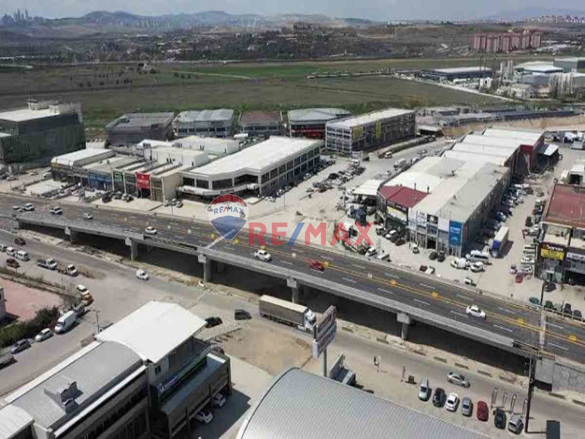 ŞAŞMAZ OTO SANAYI ŞAHANE KONUM DÖRT KATLI SATILIK DÜKKAN