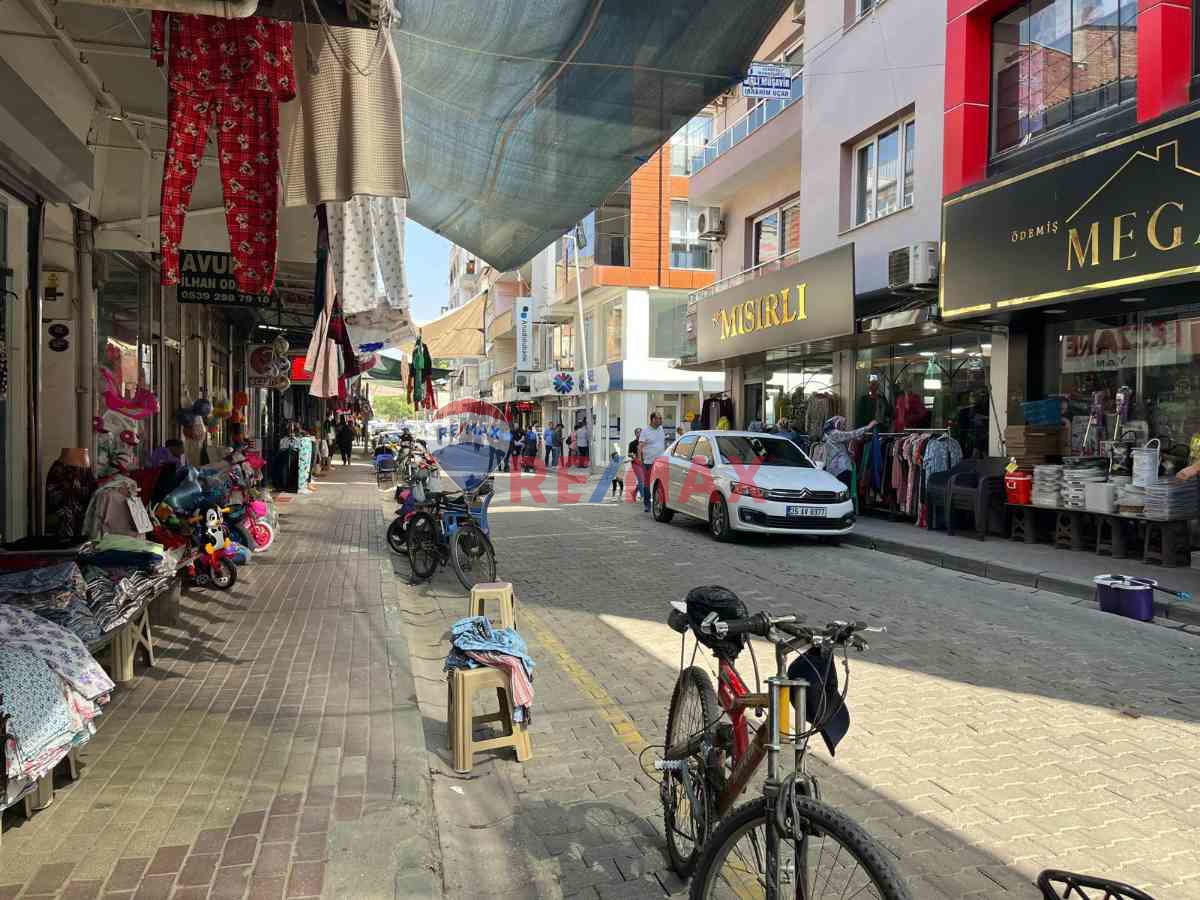 ÖDEMIŞ BANKALAR CADDESI KOMPLE SATILIK DÜKKAN VE BÜROLAR