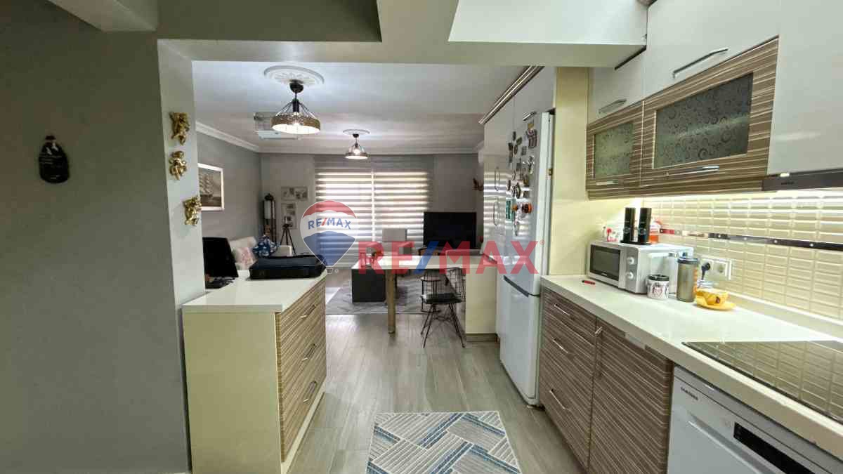EDREMIT TAHTAKUŞLAR DENIZE 150 MT. SATILIK 3+1 VILLA