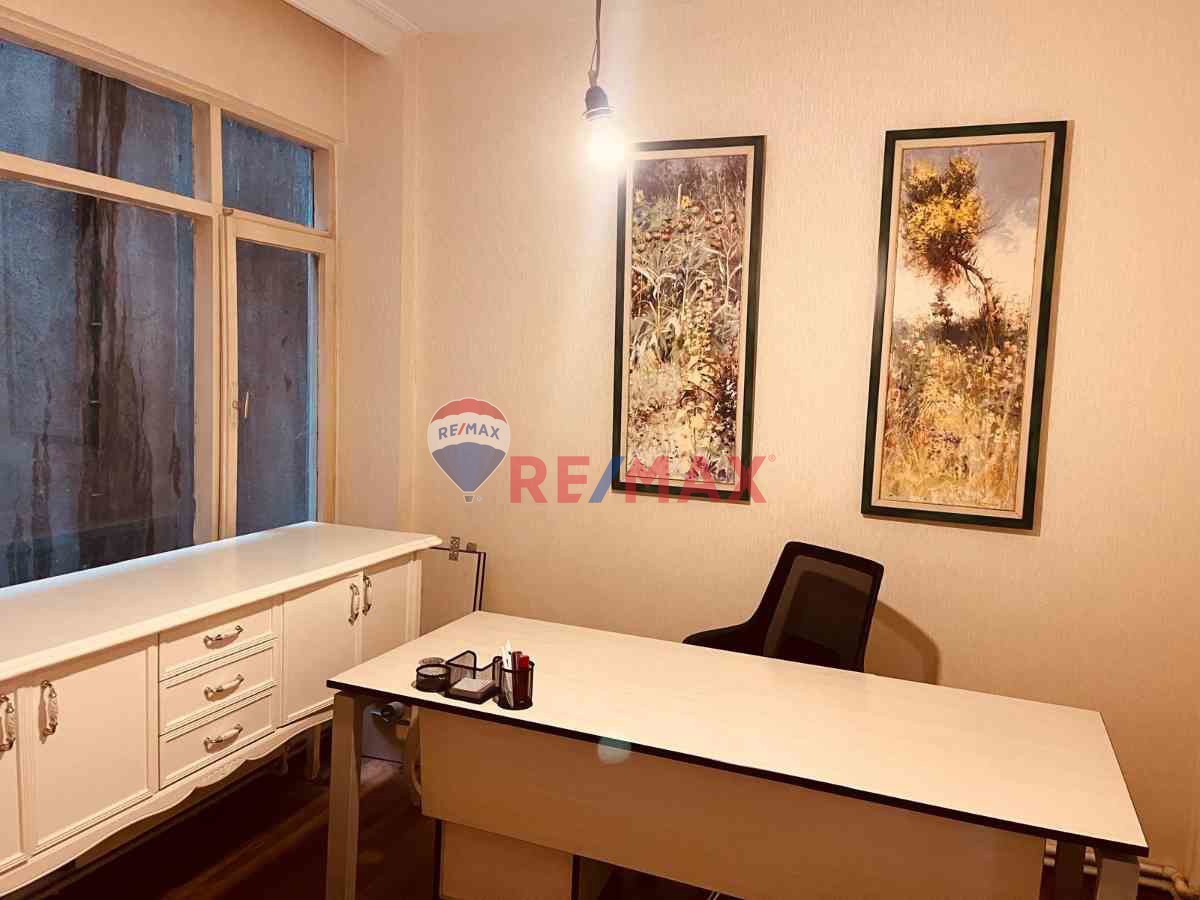 KOCAELI İZMIT KIRALIK BÜRO&OFIS LEYLA ATAKAN CADDESINDE