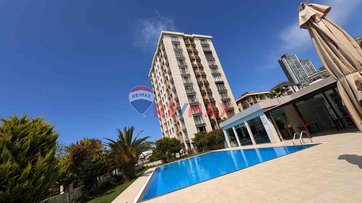 ATAŞEHİR BOŞ GÜZEL BÜYÜK BAHÇE KATI DUBLEKS FIRSAT DAİRE