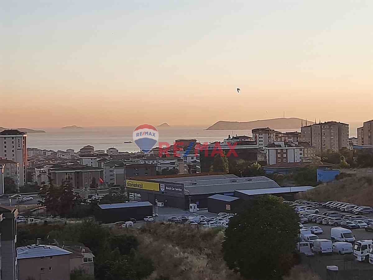 MALTEPE | FULL DENİZ MANZARALI| GENİŞ ARSA PAYLI | SATILIK 3+1 |